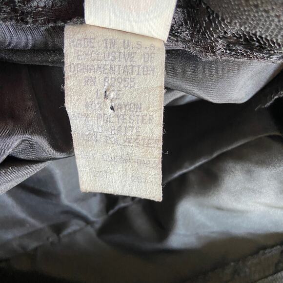 Black Lace Formal Dress - Sheath Prom HOCO - Union Made Vintage - Size 8 - Picture 8 of 9